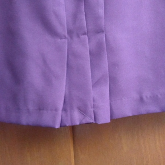 *Final Sell Price* Don't know the brand. - Picture 4 of 5